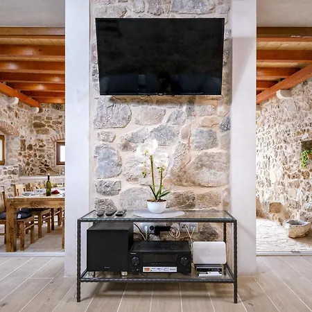 Ploca On Hvar With A Private Heated Pool *