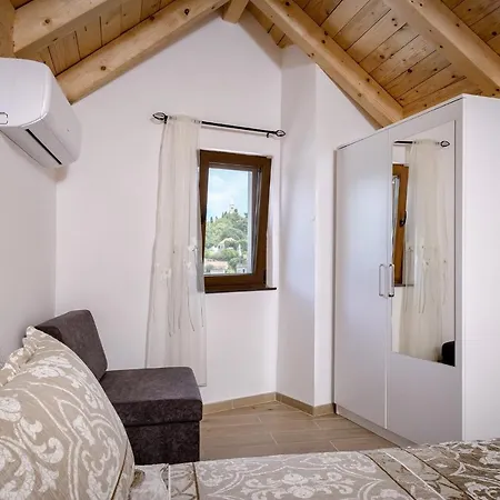 Ploca On Hvar With A Private Heated Pool * Dol (Hvar)