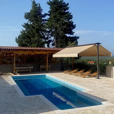 Ploca On Hvar With A Private Heated Pool