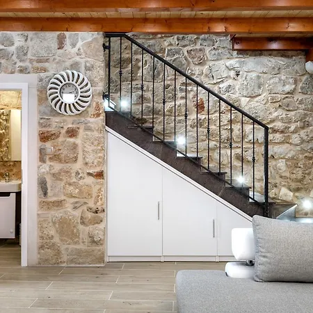 Ploca On Hvar With A Private Heated Pool فيلة *